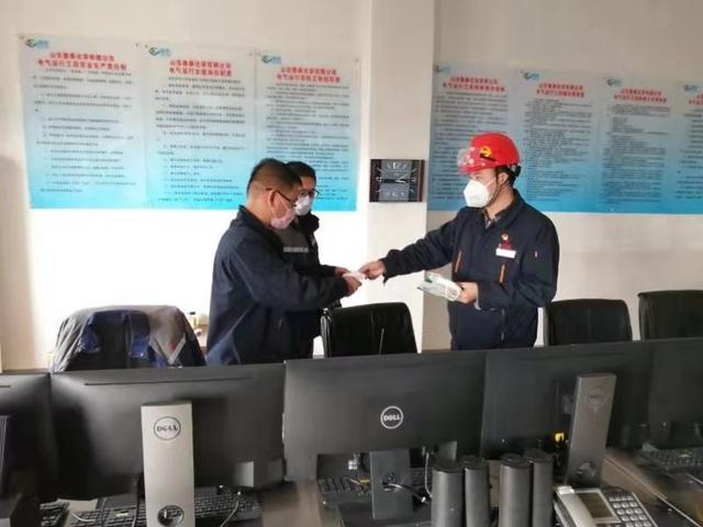 连续七天！乐玩首页（中国）网页版化学奔赴在路上 数百吨消毒液喷洒在济宁及周边各县区